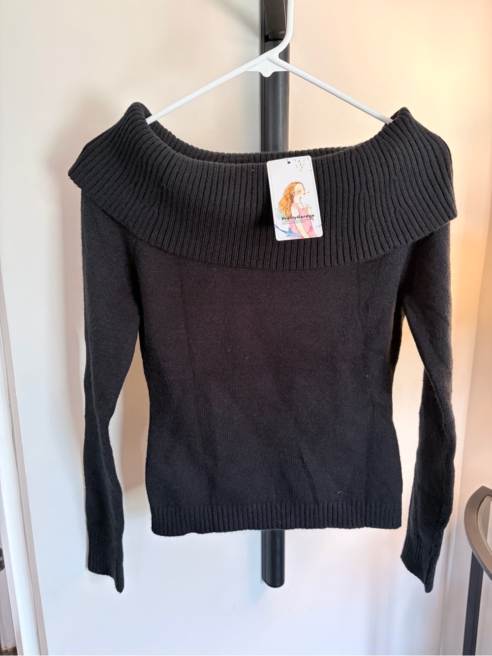 Off-Shoulder Black Women's Sweater -